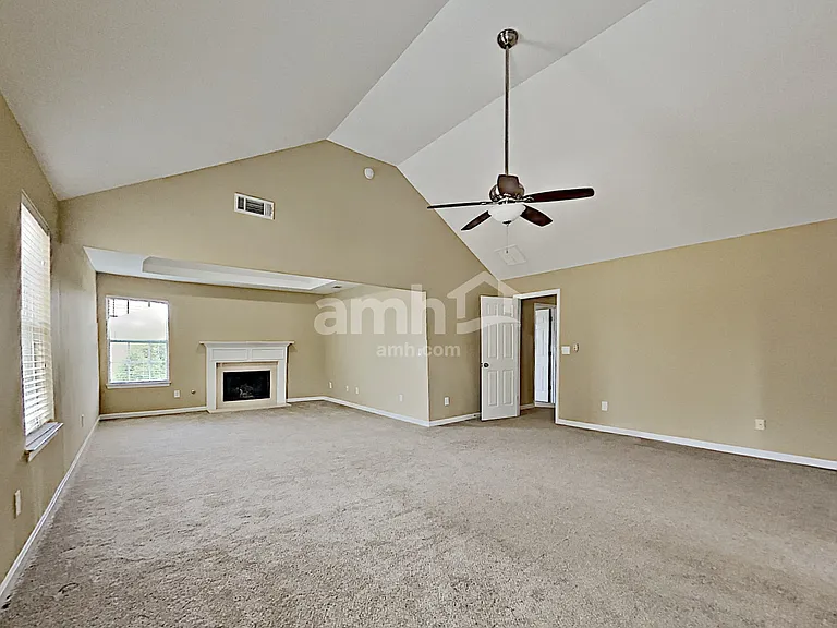 4975 Hopewell Manor Dr — Photo 12