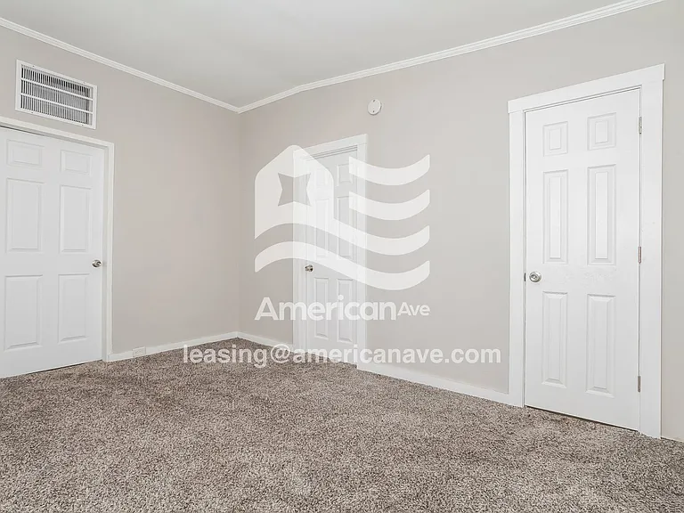936290_012_wm_-_bedroom_13185042.jpg