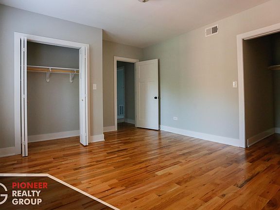 3rd image of 1133 Oak Ave APT 3E