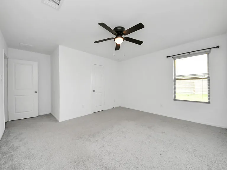 1607 Red Oak Dr — Photo 29