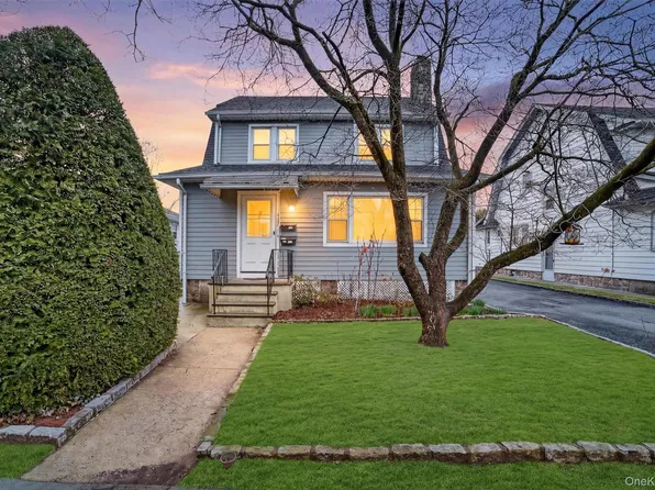 118 Third Avenue, Pelham, NY 10803