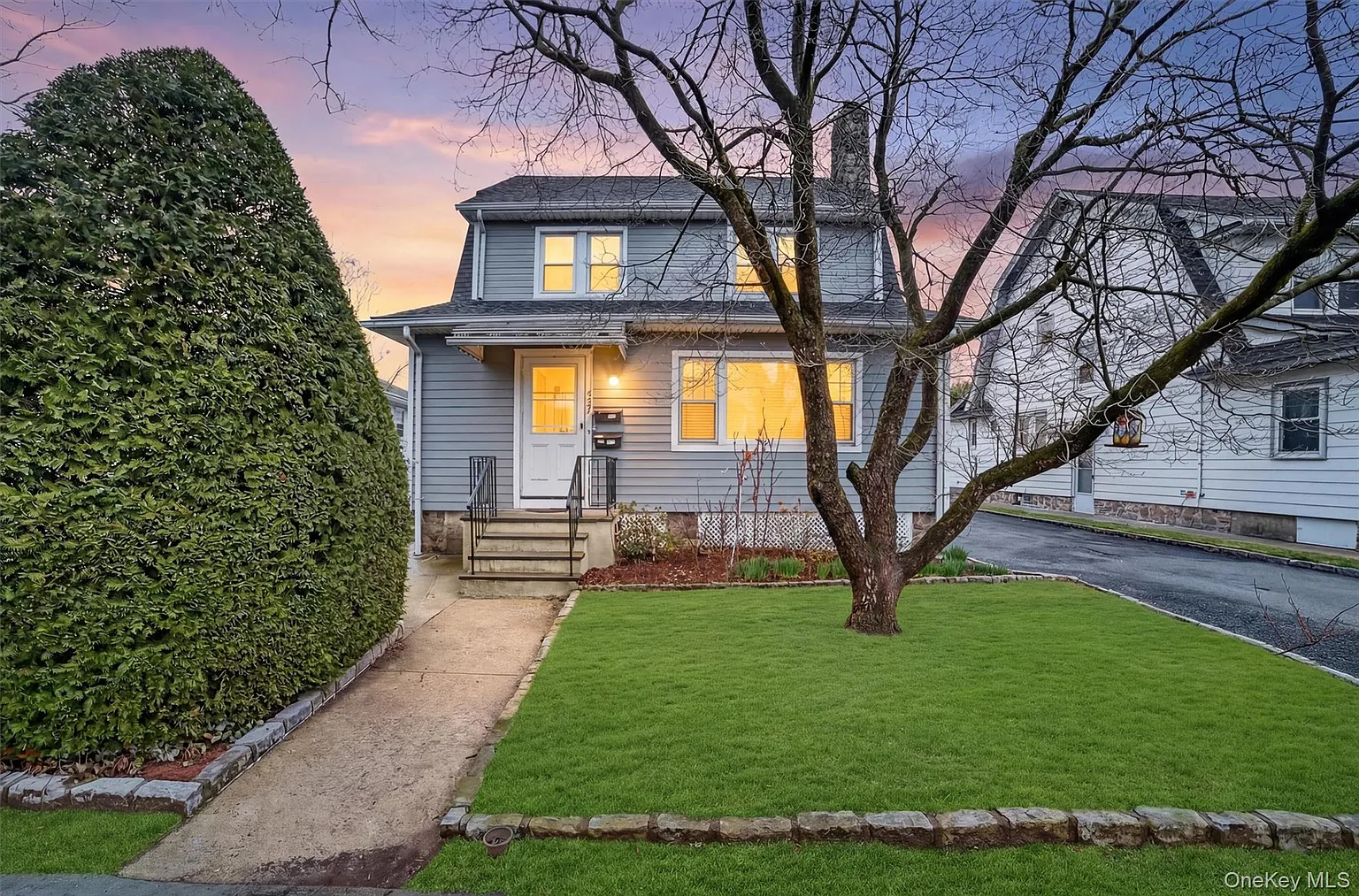 118 Third Avenue photo 1