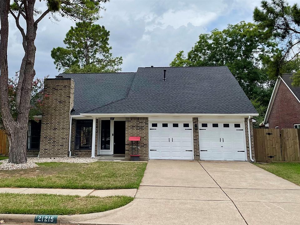1st image of 21215 Park Run Dr