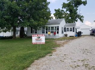 114 N Netherland St, Perry, MO 63462