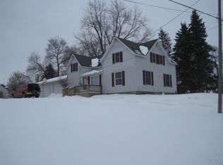 218 N 2nd St, Fowlerville, MI 48836