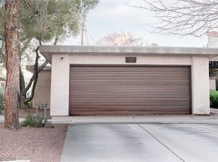 2451 Domingo St, Las Vegas, NV 89121