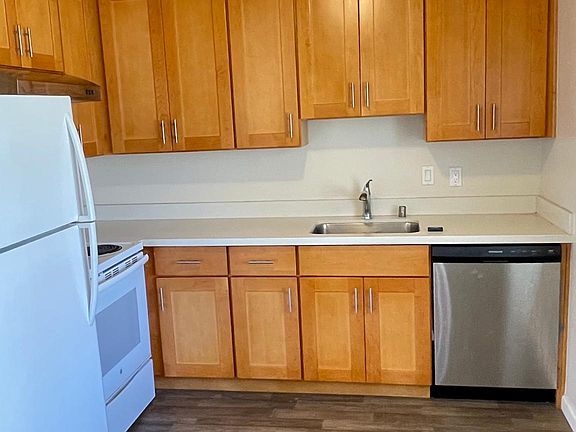 2nd image of 22672 Silver Oak Ln #1