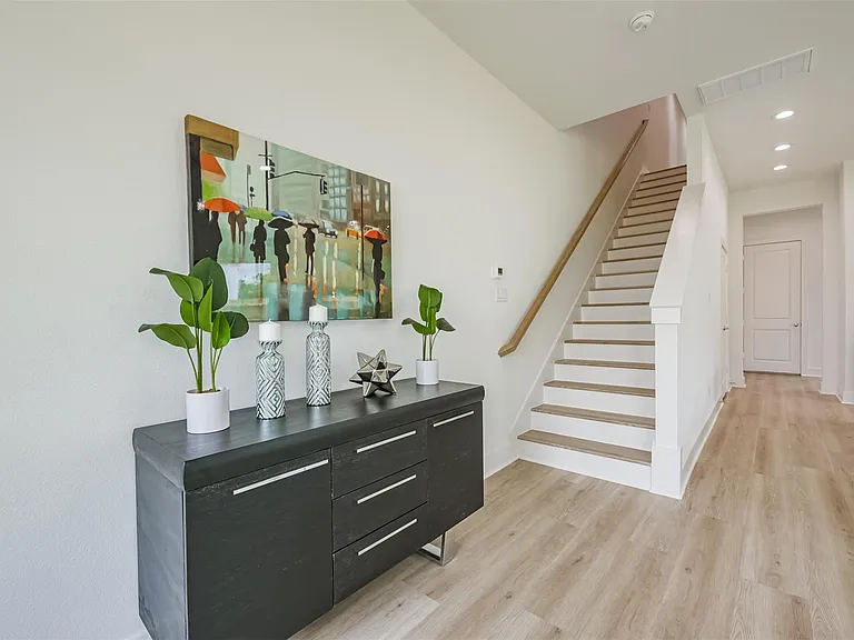 5630 Balbo St — Photo 21