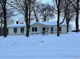 41 Charles St, Hillsdale, MI