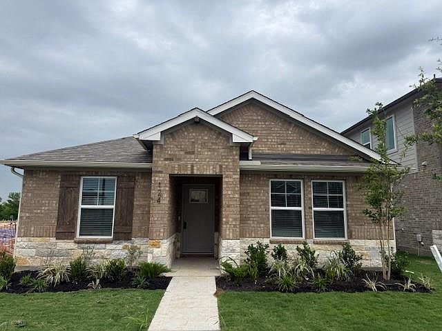 1st image of 124 Maple Hedge Rd