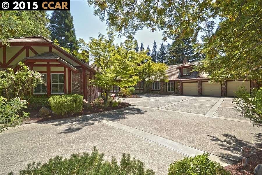 1st image of 24 Black Oak Ct