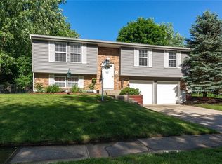 11422 Timberlake Ln, Fishers, IN 46038