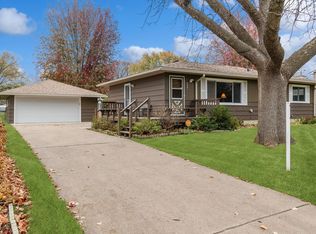 2061 Garnet Ln, Eagan, MN 55122