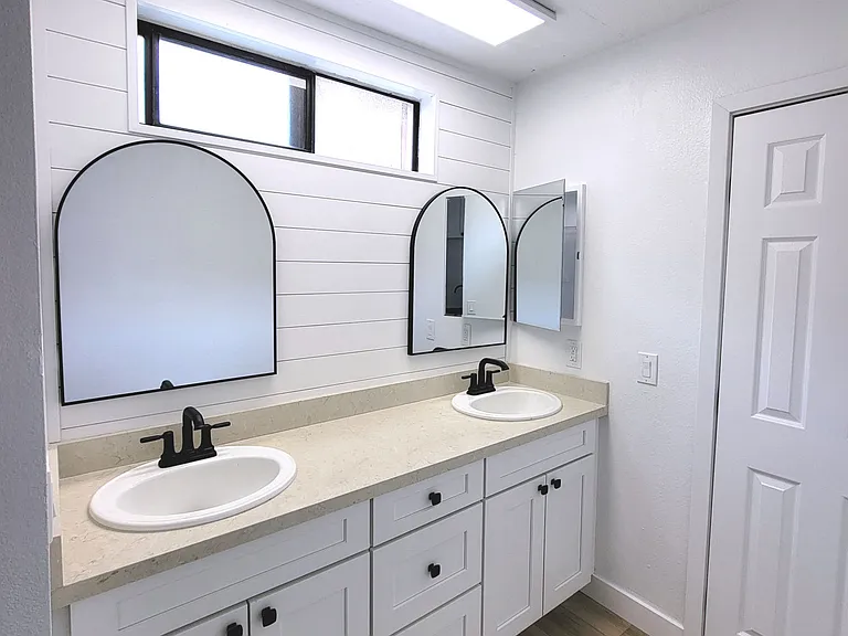 5122 Dunbar Dr #2 — Photo 17