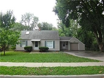 2nd image of 7601 W 64th St