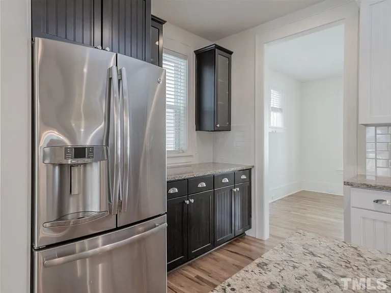 557 Serenity Hill Cir — Photo 12