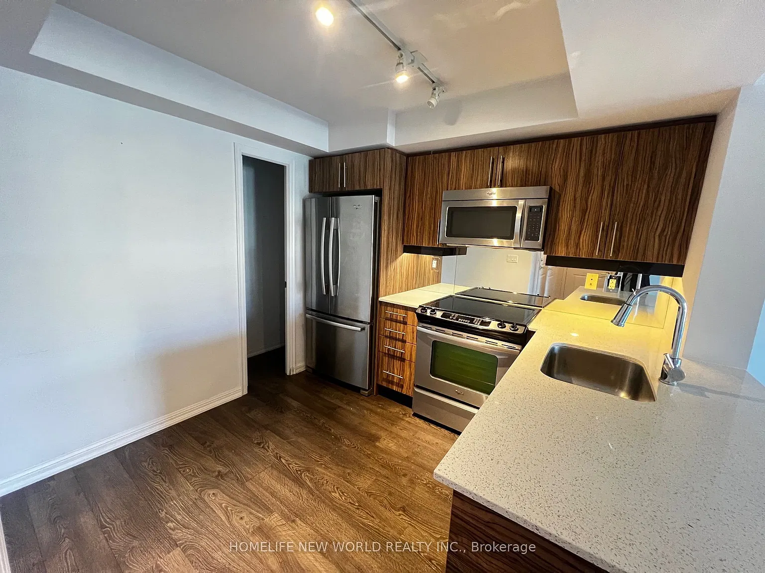 1 bed, $2,425 — Photo 2