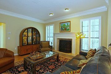 5th image of 4057 Las Palmas Way