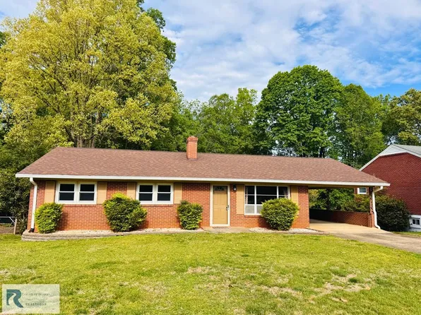 808 Clarke Rd, Martinsville, VA 24112
