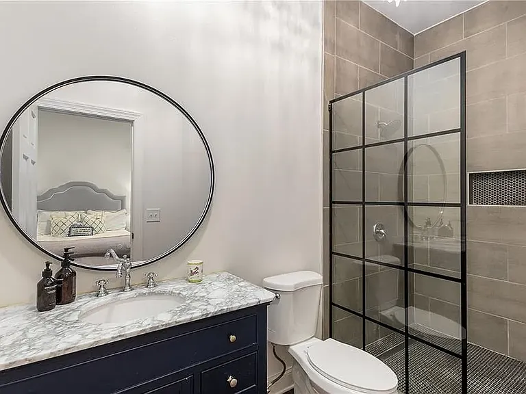 591 E Morningside Dr NE — Photo 8
