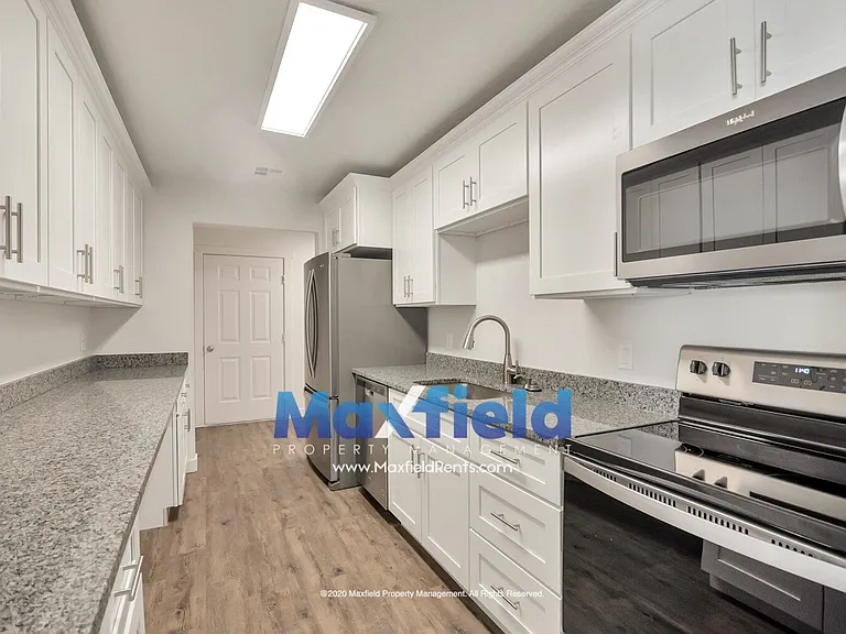 2737 E 750 N #1 — Photo 13