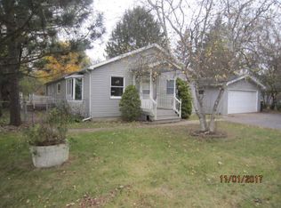 W849 Hyacinth Rd, Genoa City, WI 53128