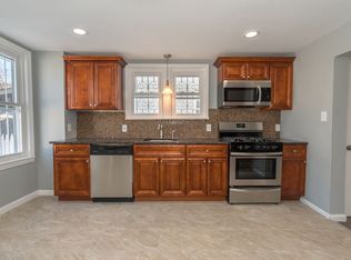 561 Fulton St, Elizabeth, NJ 07206