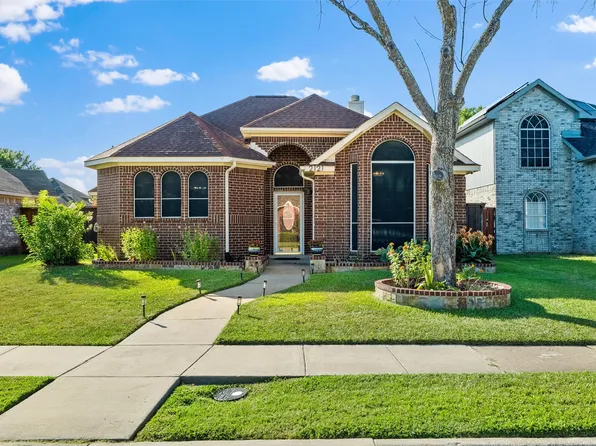 2121 Walden Pl, Mesquite, TX 75181