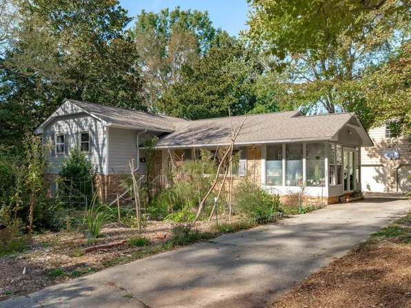 220 Gordon St, Cary, NC 27511