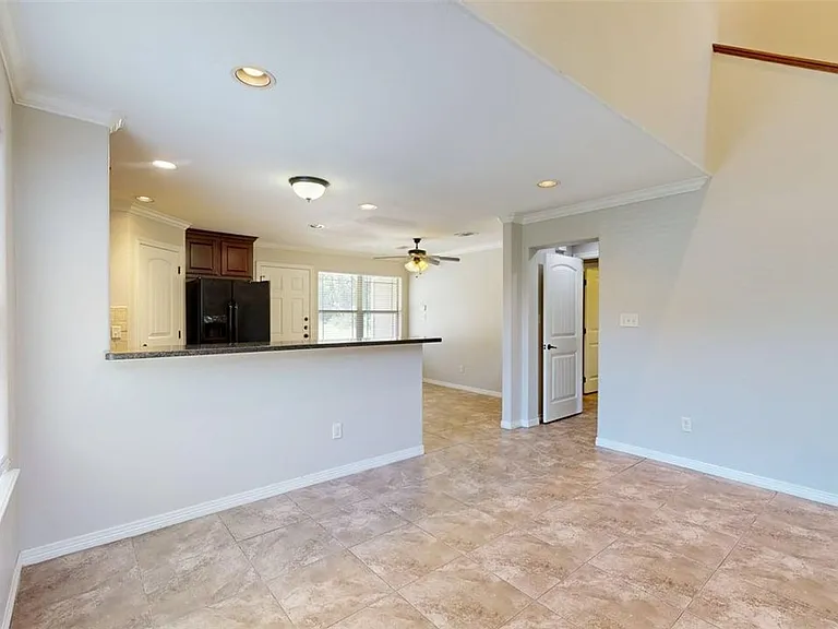 454 Chimney Hill Dr — Photo 8