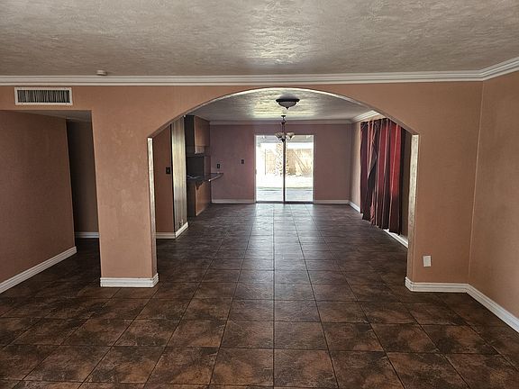 3rd image of 3926 W McLellan Blvd