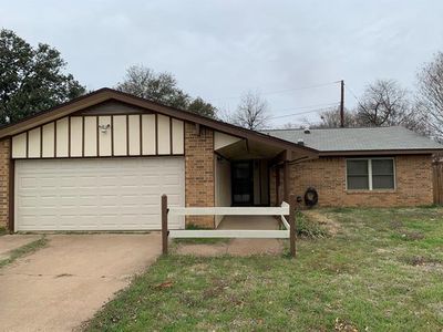 3507 Hummingbird Ln, Denton, TX, 76209