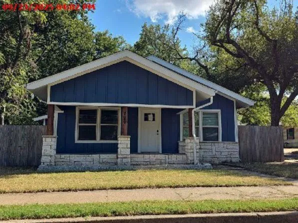 229 W Willingham St, Cleburne, TX 76033