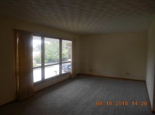 906 Wier St, Muscatine, IA 52761