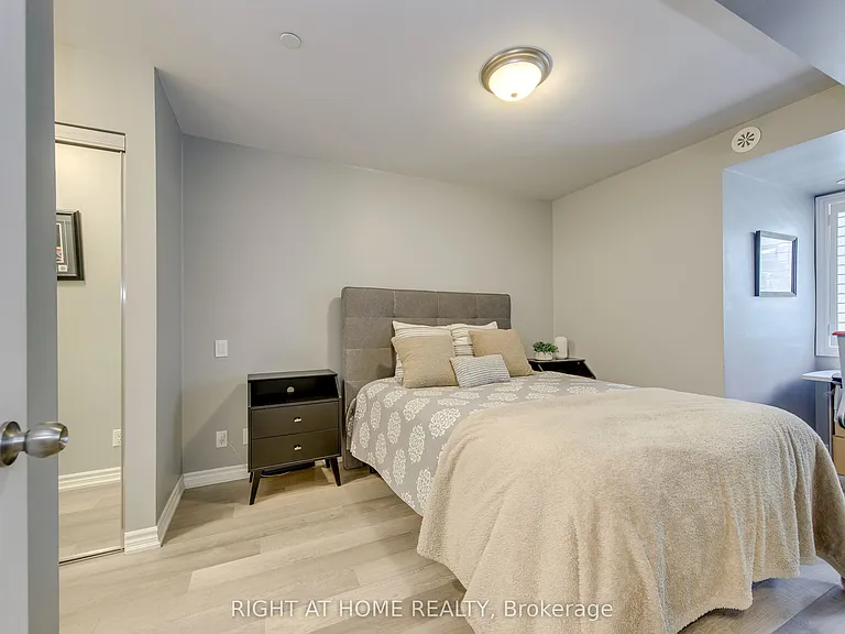 40 Carnation Ave #109 — Photo 12