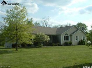 6604 Neff Rd, Valley City, OH 44280