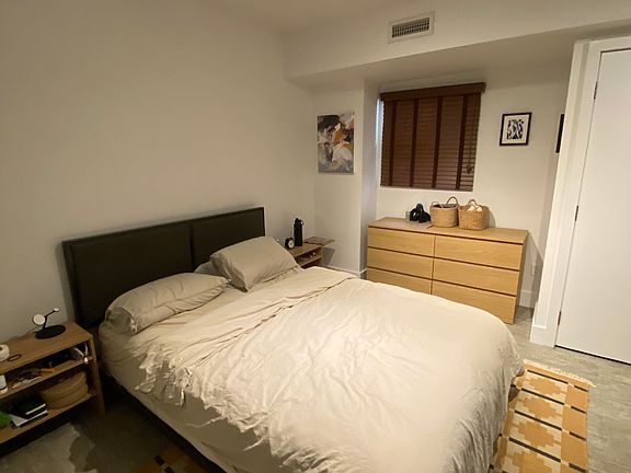 3rd image of 177 Concord St #1EE