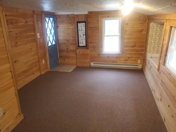 1513 Route 9, Keeseville, NY 12944