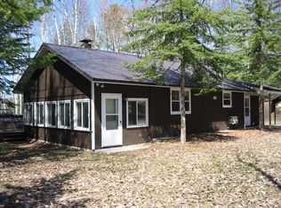 11218 Boot Lake Ct, Manistique, MI 49854