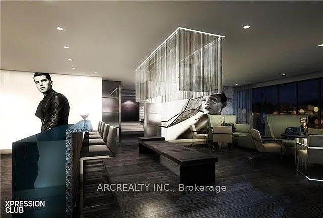 9471 Yonge St #740 — Photo 24
