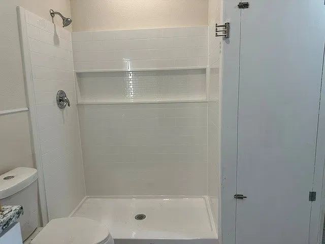 303 Oyster Street - 1 — Photo 4