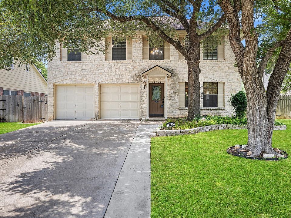 1st image of 17842 Park Valley Dr