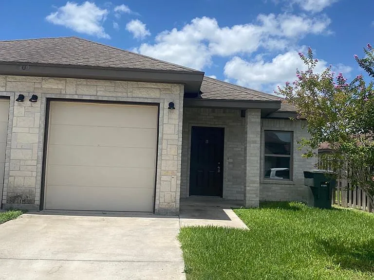 4409 Santee Dr #B — Photo 1