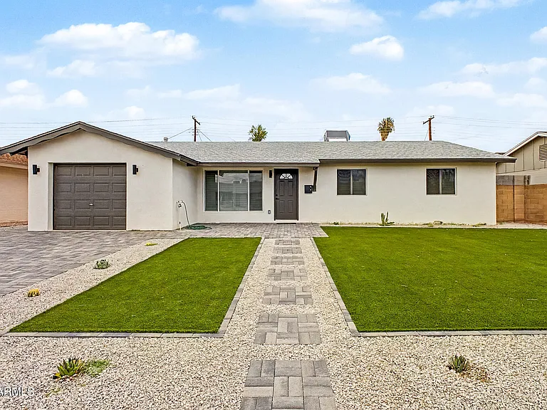 8440 E Palm Ln — Photo 1