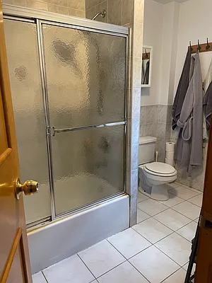 Rented by BLS Realty | media 10