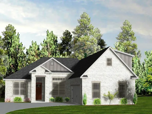 1 Pleasant Oaks Dr, Perry, GA 31030