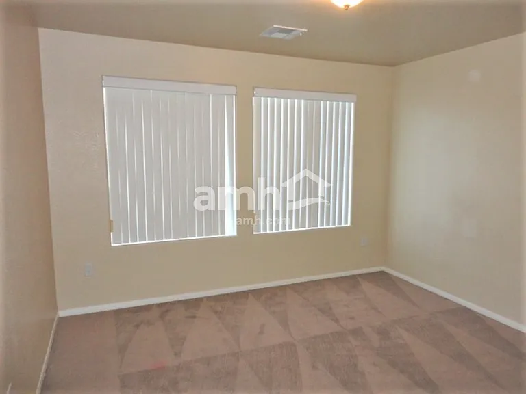 9952 Tittleton Ave — Photo 13