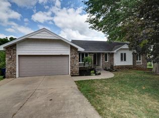 204 Eastwood Dr, Nixa, MO 65714
