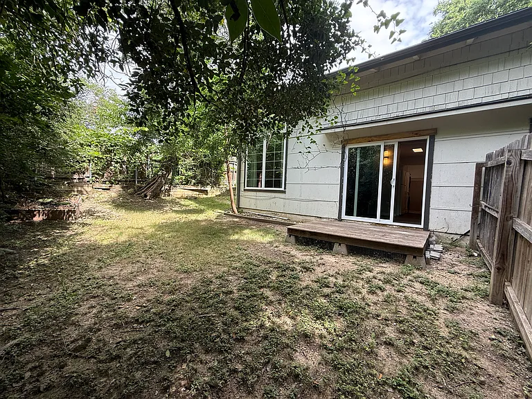 5303 Lovell Ave — Photo 16