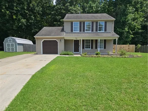 834 Haskins Dr, Suffolk, VA 23434